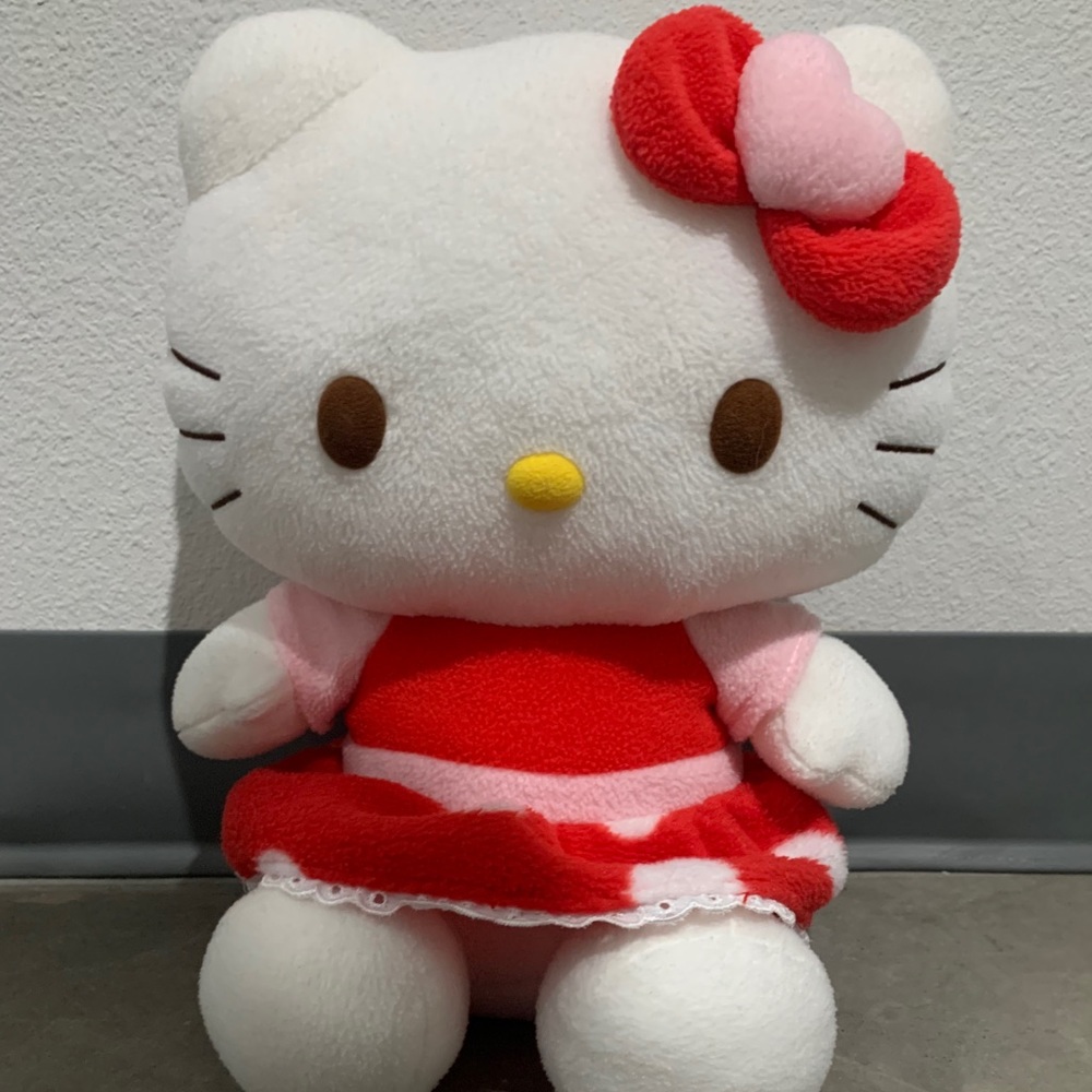 Heart hello kitty plush 15inch